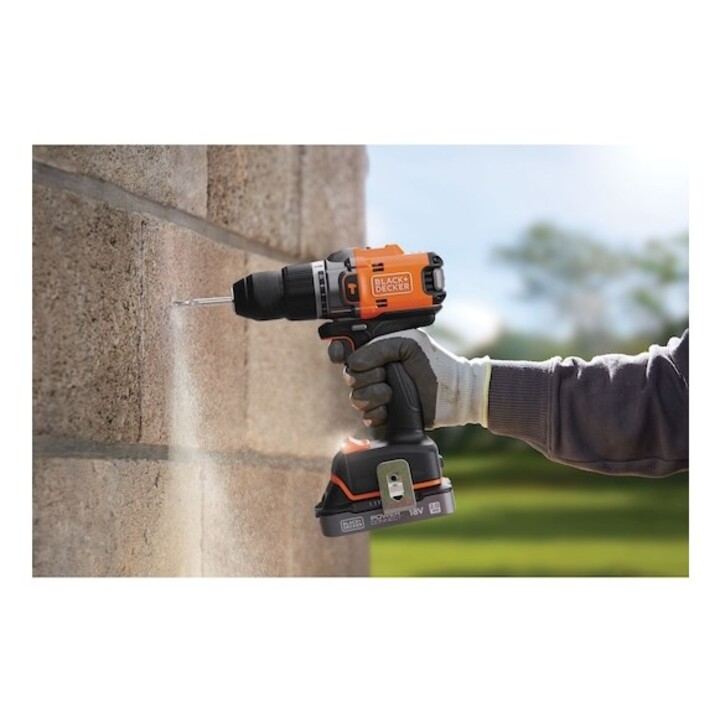 Black & Decker BLD683XN-XJ taladro 1800 RPM 1 kg Negro, Naranja