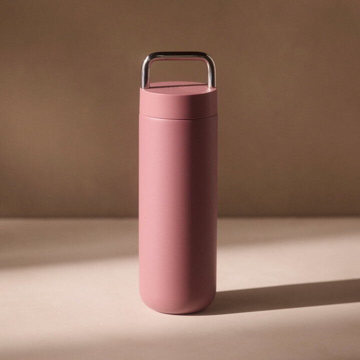Tazza termica Carter Move Mug Fellow da 473 ml, bianca, con infusore Carter.