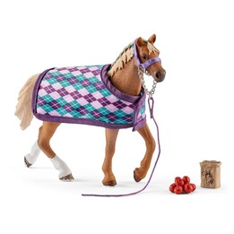 Caballo pura sangre inglés Schleich® con manta 42360