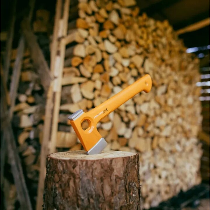 Fiskars 1075437 Camping Axe + Sharpener
