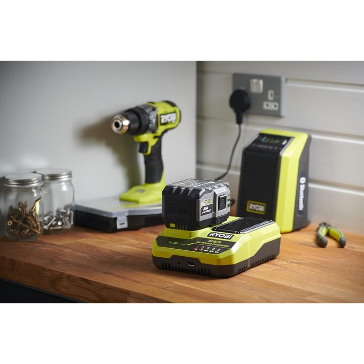 230799 Cargador RYOBI ONE+ RC18180