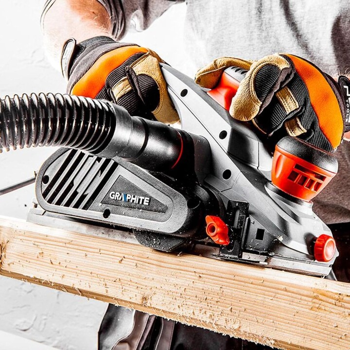 Raboteuse électrique Graphite 1 300 W, profondeur de rabotage : 3,5 mm, largeur de rabotage : 110 mm