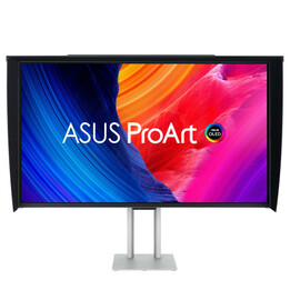 Écran Asus Proart OLED PA32UCDMR-K pour PC, 80 cm (31,5"), 3840 x 2160 pixels, 4K Ultra HD, QD-OLED, noir et argent.
