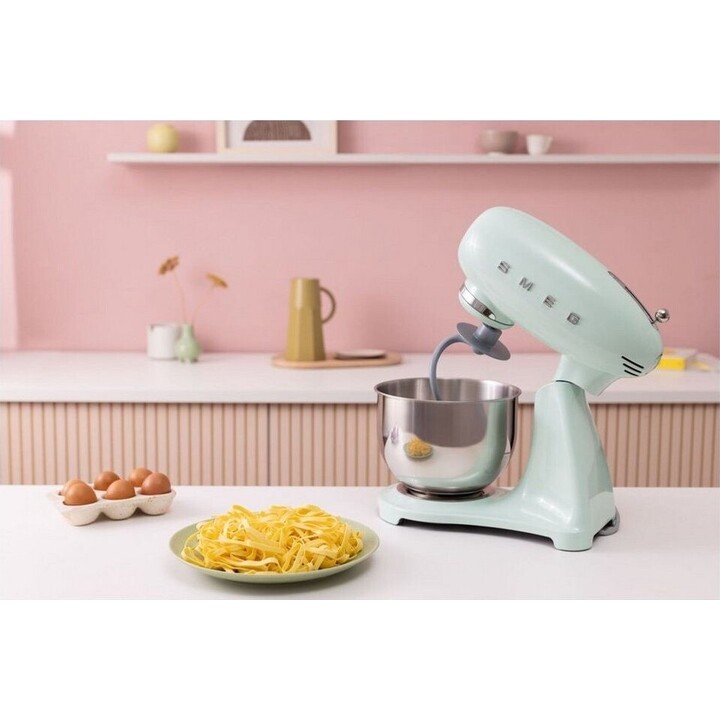 Robot de cuisine Smeg 50'style vert pastel smf05pgeu
