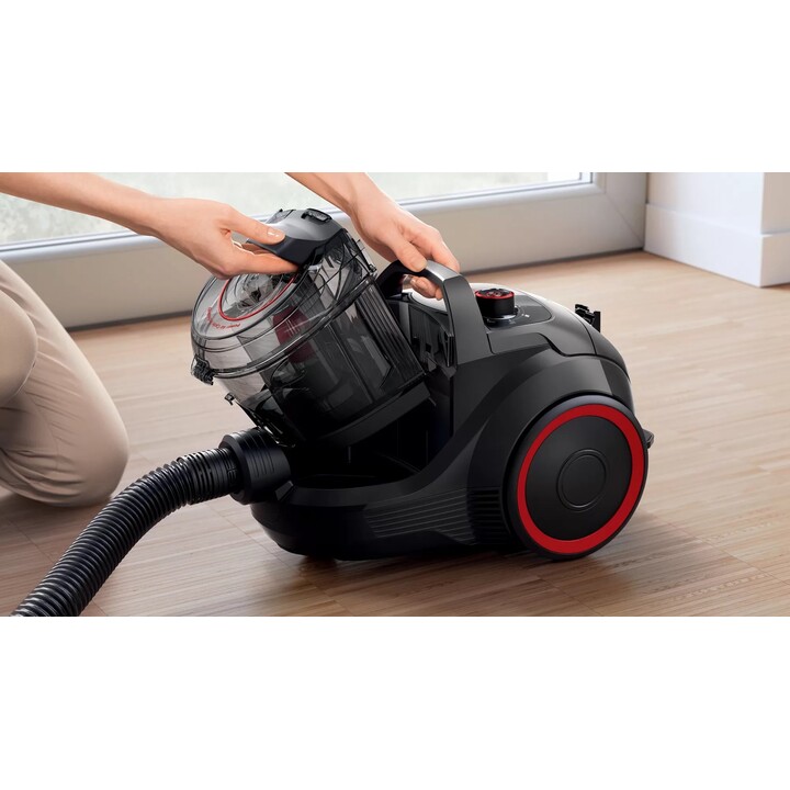 Aspirapolvere a traino senza sacco Bosch Serie 4 ProPower BGS21POW2 da 2 litri, colore nero.
