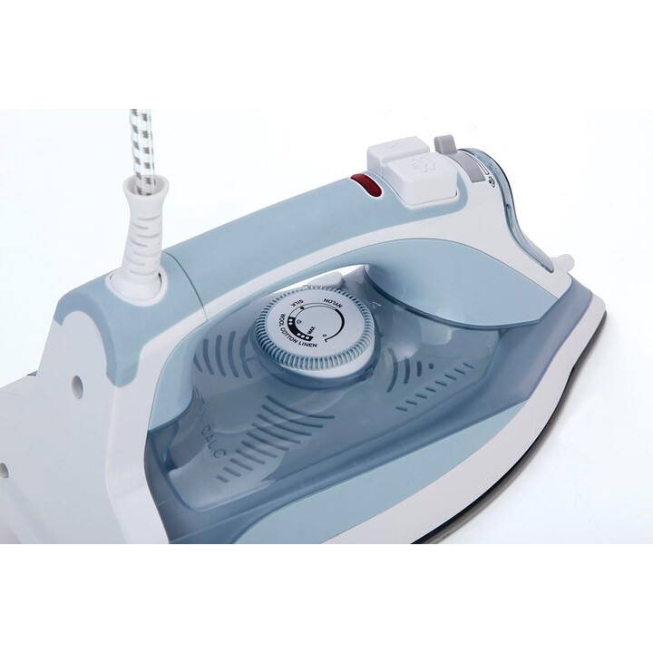 Ferro a vapor Jata PL1058C com sola cerâmica. Autolimpante, anticalcário e antigotejamento.