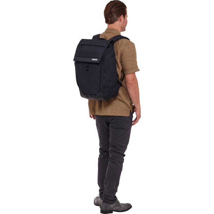 Mochila Thule 5014 Paramount 27L Preta