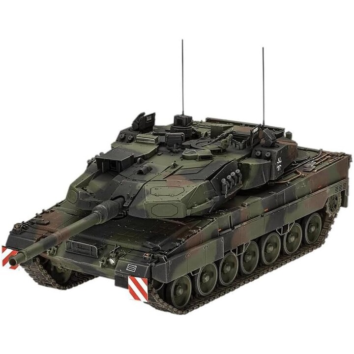 Revell Leopard 2A7A1 Plastic Model Kit
