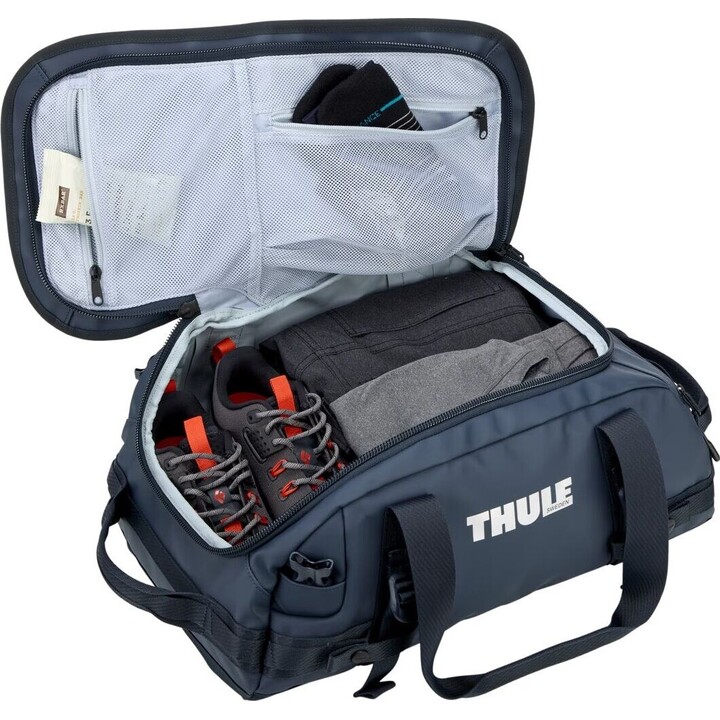 Thule 5586 Chasm 30L Reisetasche, dunkelblau