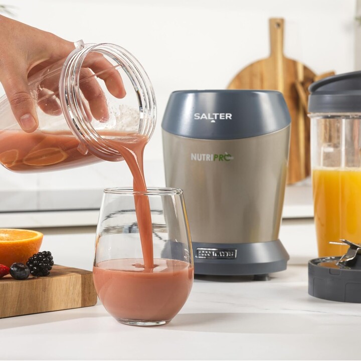 Mixeur portable Salter NutriPro 1000, extracteur de jus sain, extracteur de nutriments, 2 gobelets de voyage (800 ml/1 L), soupe