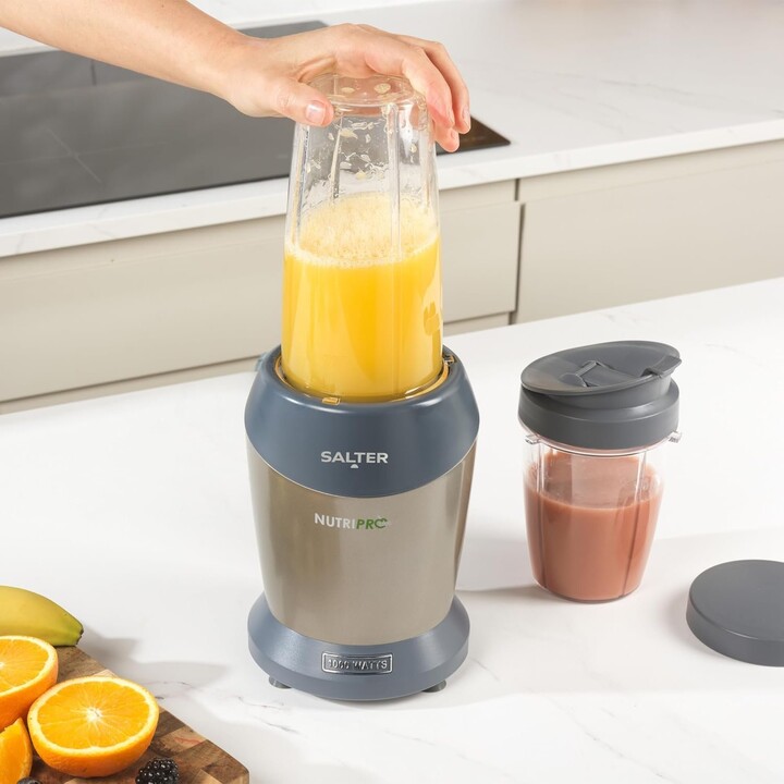 Mixeur portable Salter NutriPro 1000, extracteur de jus sain, extracteur de nutriments, 2 gobelets de voyage (800 ml/1 L), soupe