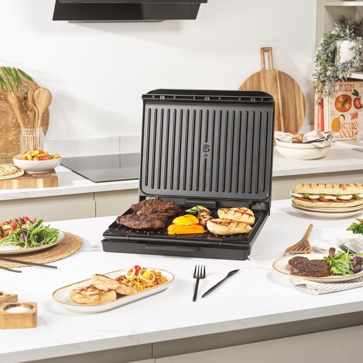 Grill Salter ActiGrill Family 8 portions, grand modèle santé, charnière flottante pour les aliments plus épais et les paninis bi