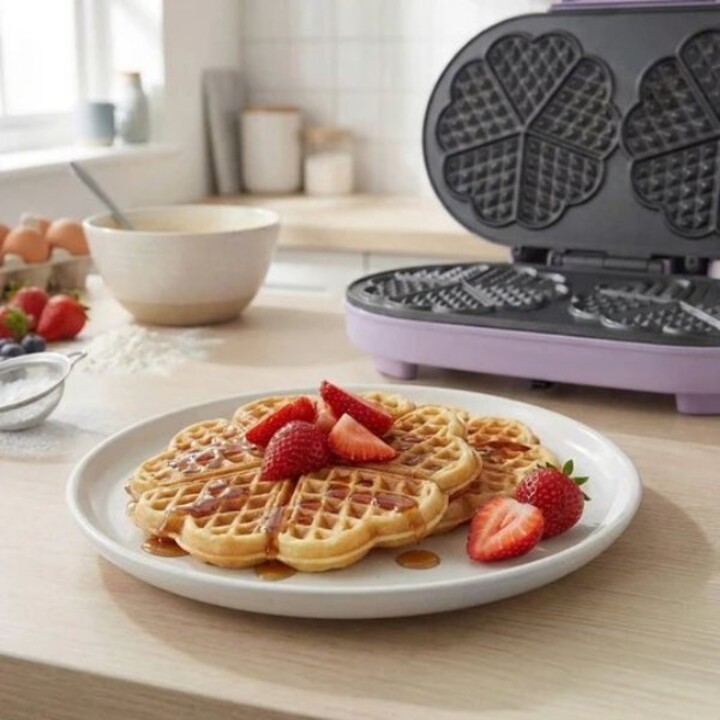 Giles & Posner EK6700GSPPVDE Double Heart Waffle Maker