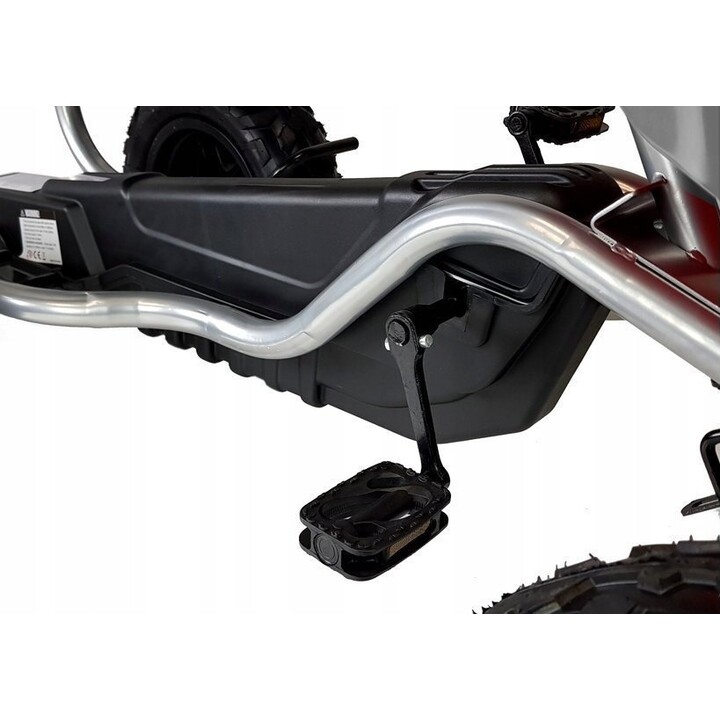 B012 pedal kart with blue inflatable wheels