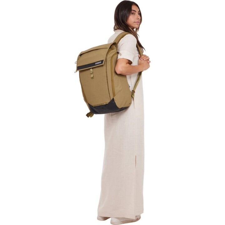 Mochila Thule 5016 Paramount 27L Nutria