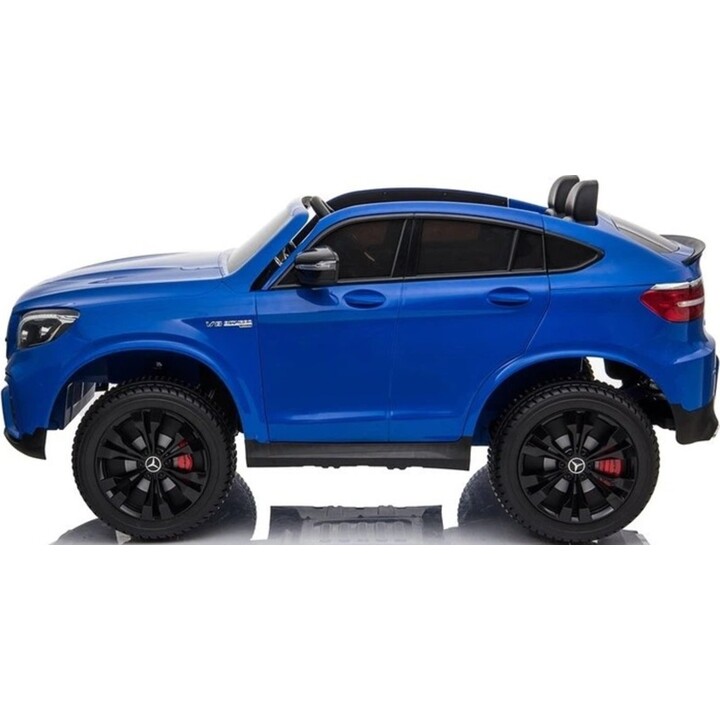 Mercedes GLC 63S MP4 de dos plazas con luces LED y batería, de color azul.
