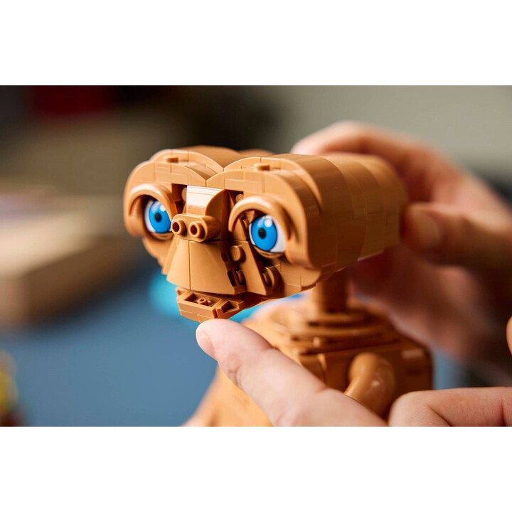 LEGO IDEAS 21370 ET l'Extra-Terrestre