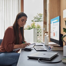 HP ProOne 440 G9 Intel® Core™ i5 i5-13500T 60,5 cm (23,8") 1920 x 1080 pixels All-in-One PC 16 GB DDR4-SDRAM 512 GB SSD W