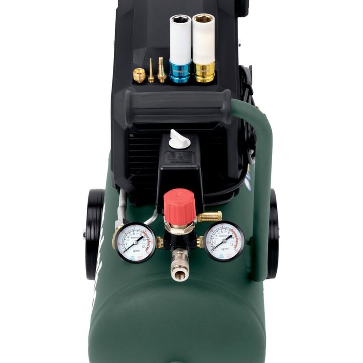 Compresor Metabo 601522000 Basic 200-24 en su caja