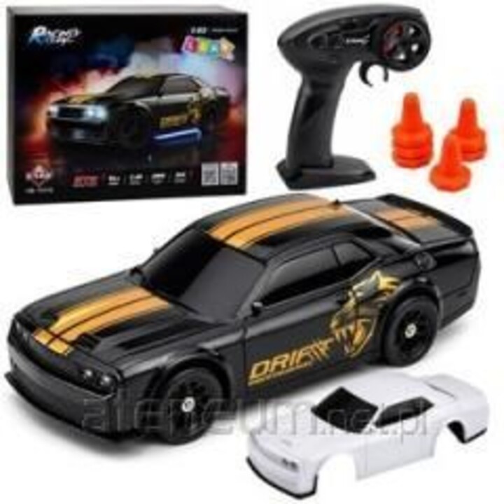 RC Drift sports car with interchangeable body and wheels, four-wheel drive, black, 1:43 scale.