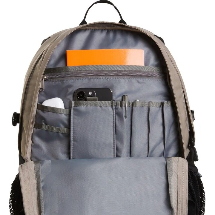 Mochila The North Face 751242 Borealis Classic Patch (Pedra/Preto)