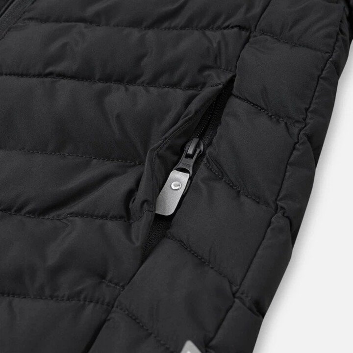Chaqueta infantil Reima Uumaja 575221, negra, talla 152 cm