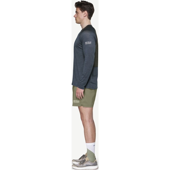 Sudadera con capucha térmica Devold Endurance Merino 130, 691053, color Night, talla XL