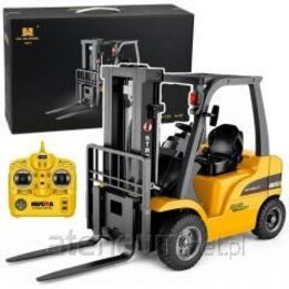 Huina 1577 1:14 Large remote-controlled forklift with pallet clamp.