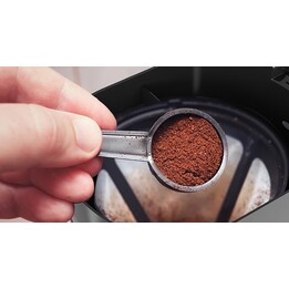 Cafetière à filtre Black+Decker BXCO1001E 1 000 W, 12 tasses