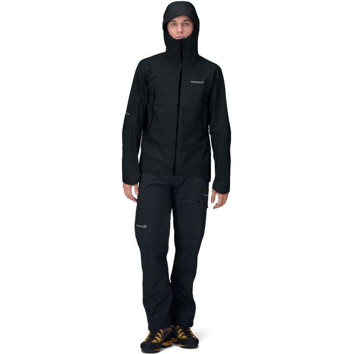 Chaqueta Gore-Tex Norrona Falketind, color caviar, talla S, 583464