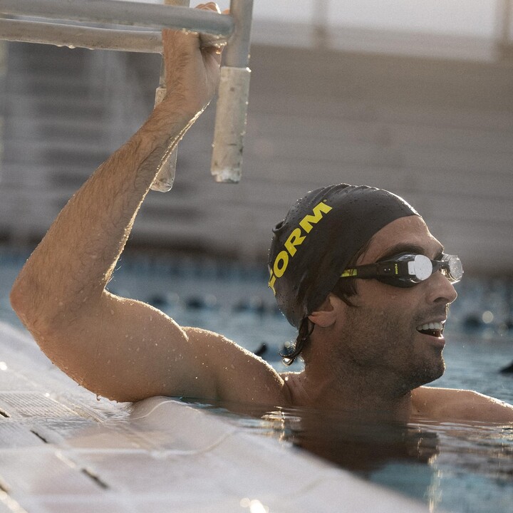 Gafas de natación inteligentes FORM Smart Swim 2 Light FSG320-SG-BK