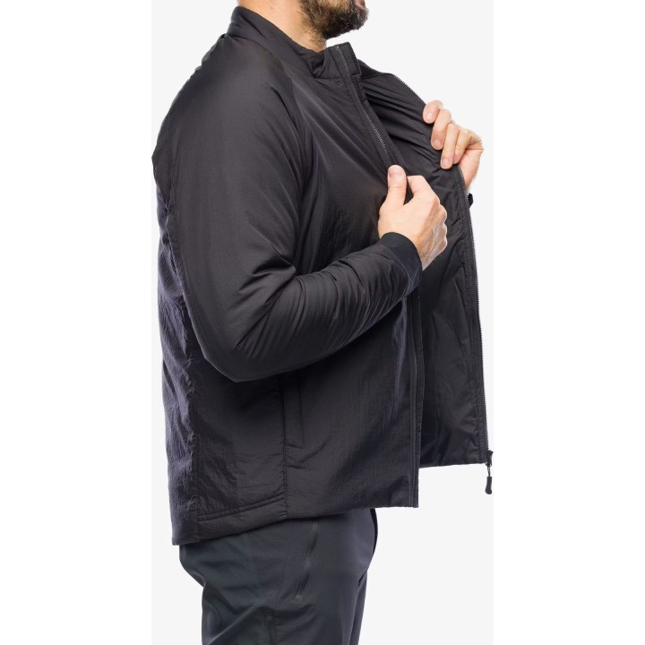Chaqueta aislante Wolfhound de Helikon-Tex, negra, talla XL