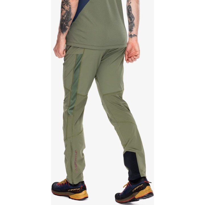 Pantalones Softshell Aequilibrium Speed de La Sportiva, color Cypress/Redwood, talla M