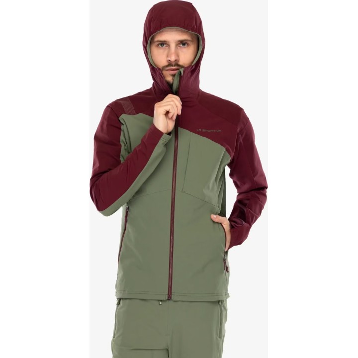 Chaqueta Softshell Aequilibrium Speed de La Sportiva, color Cypress/Redwood, talla L