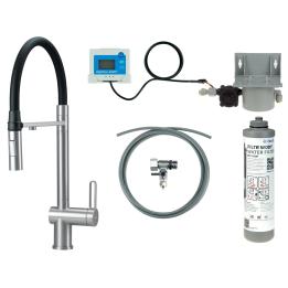Rubinetto da cucina con kit di filtraggio dell'acqua e beccuccio flessibile.