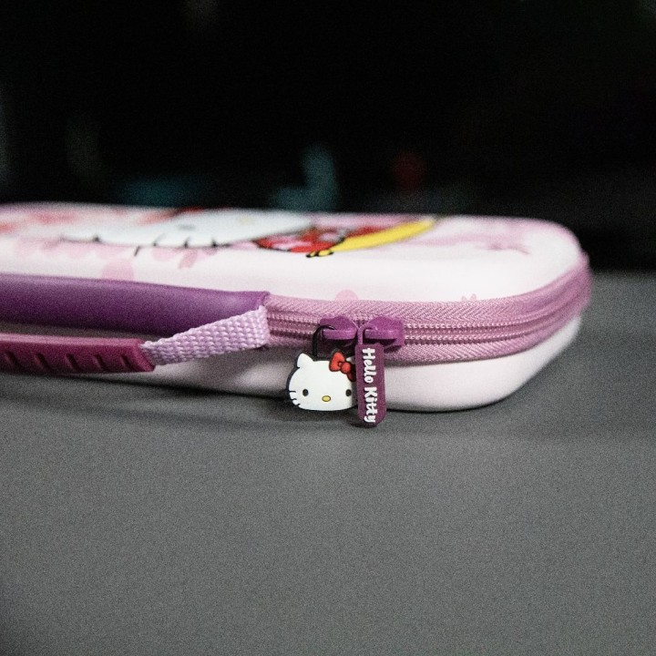 KONIX Hello Kitty 3D Controller Case - Switch/OLED · 8-Game Case · Pink