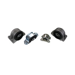 Set of engine mounts