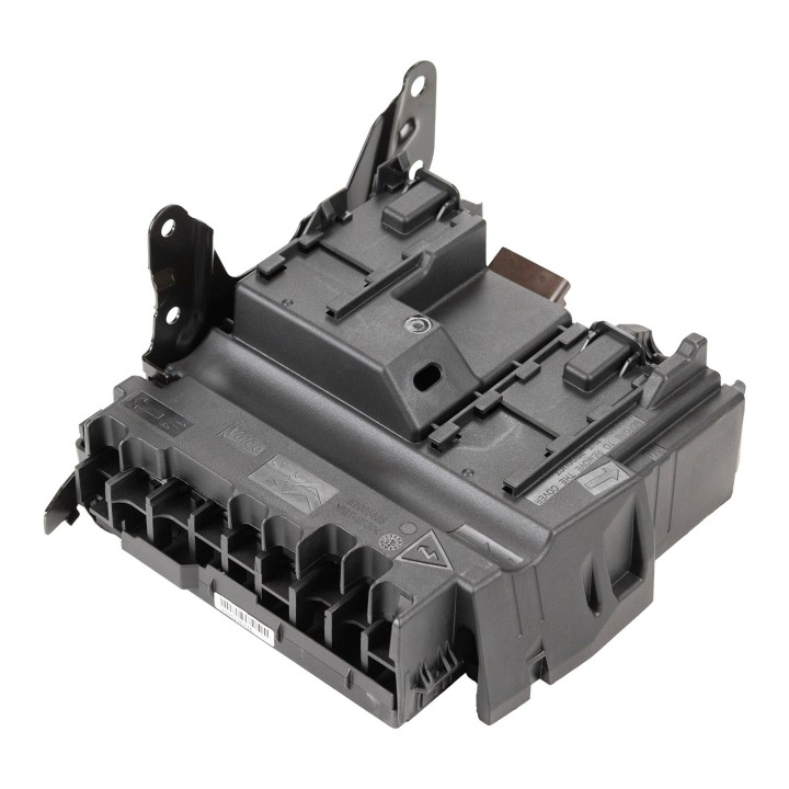 Fuse box 9675349880