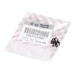 Clamp for boot trim 1357712080