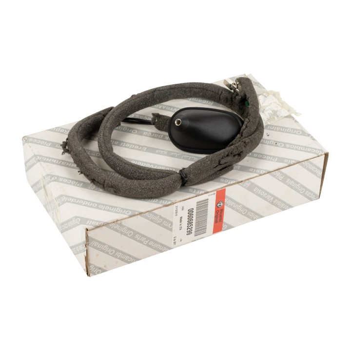 Antenna base 60685299