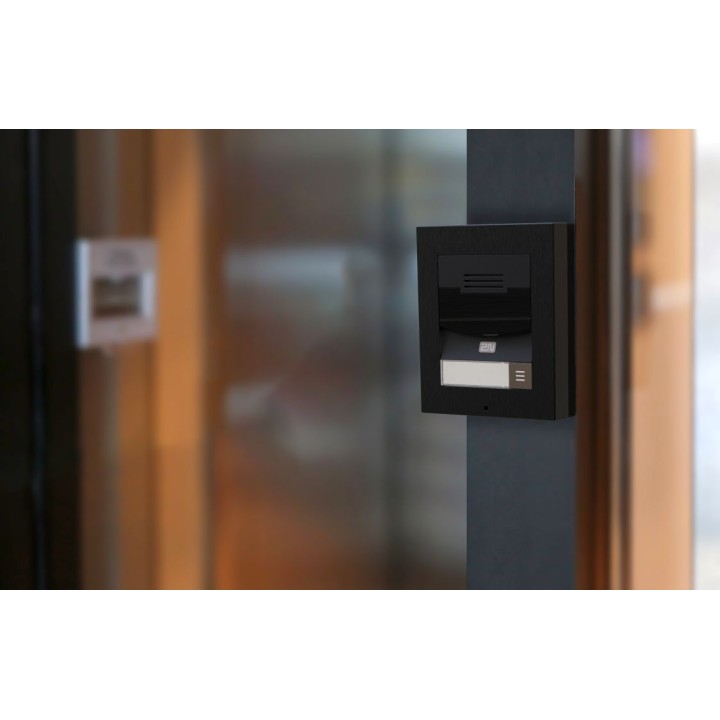 2N IP Solo IP Intercom Surface Mount, Black