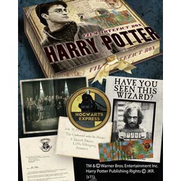 The Noble Collection Harry Potter Scatola degli Artefatti - Replica ufficiale con bacchetta, pietra filosofale, diario di Tom Ri