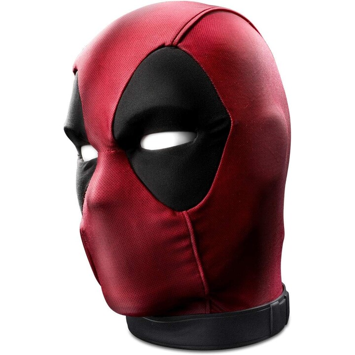 Hasbro Marvel Deadpool Legends Series: Interactive Animatronic Head