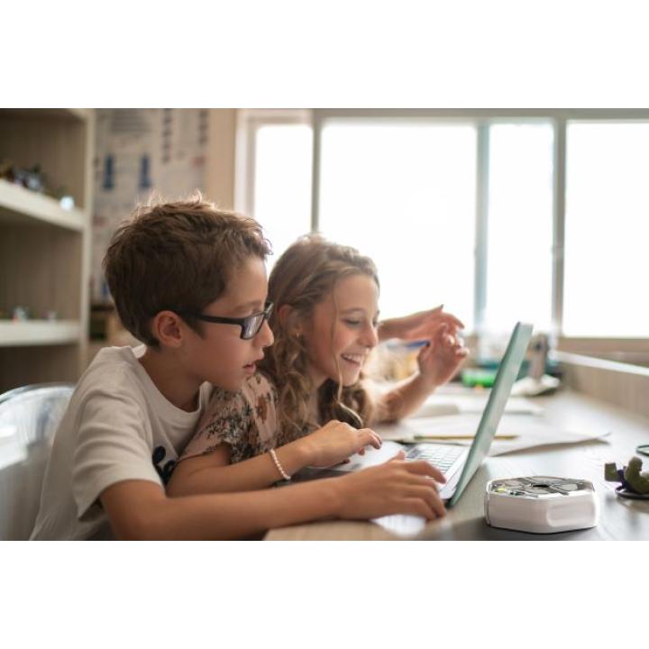 iRobot MINT Coding Robot "Root Lite" for children from preschool through college