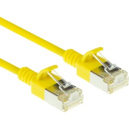 Cavo patch slimline da 10 metri per data center, tipo Yellow, LSZH U/FTP CAT6A, anti-impigliamento, con connettori RJ45