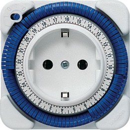 THEB Analogue Timer TIMER 26 24H without power reserve, plug-in clock