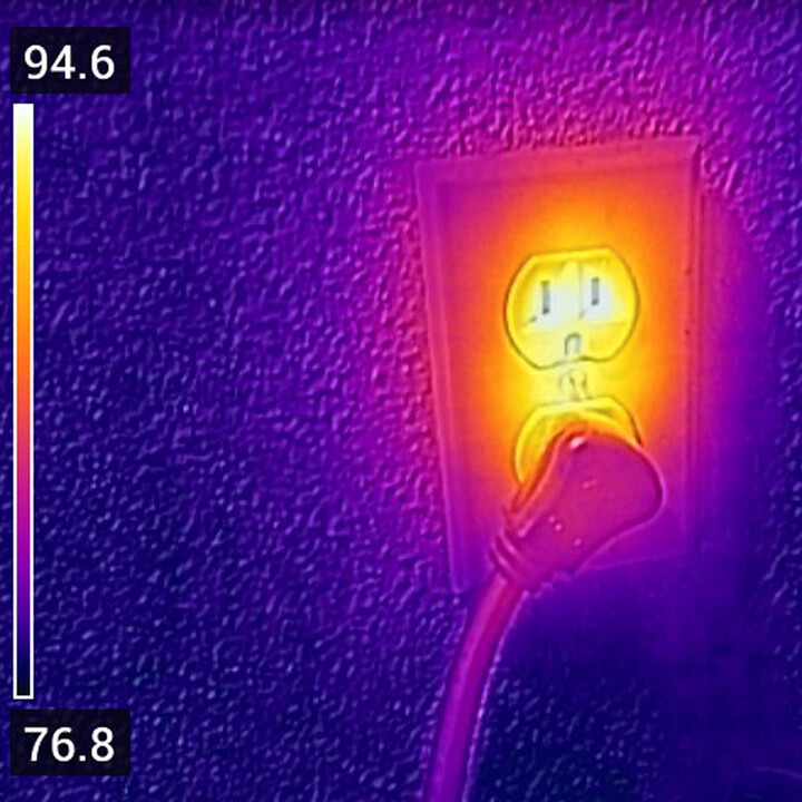 Termocamera FLIR C3-X Nera 1800 mAh Ossido di vanadio non raffreddato Focal Plane Array Schermo integrato 128 x 96 pixel LCD 64