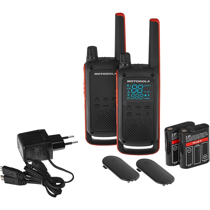 Rádio bidirecional Motorola T82 Twin Pack com 16 canais, preto, laranja
