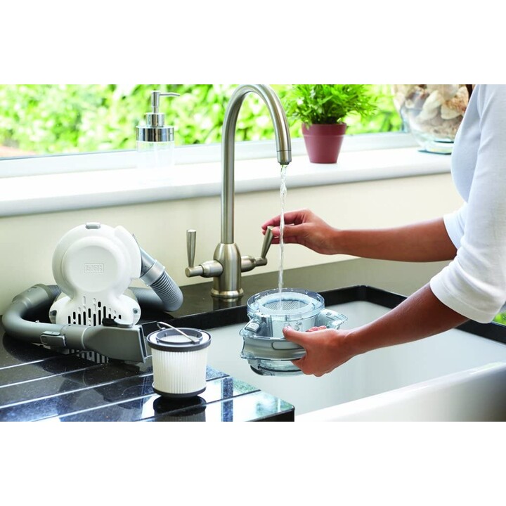 Black & Decker PD1820L Bagless Chrome