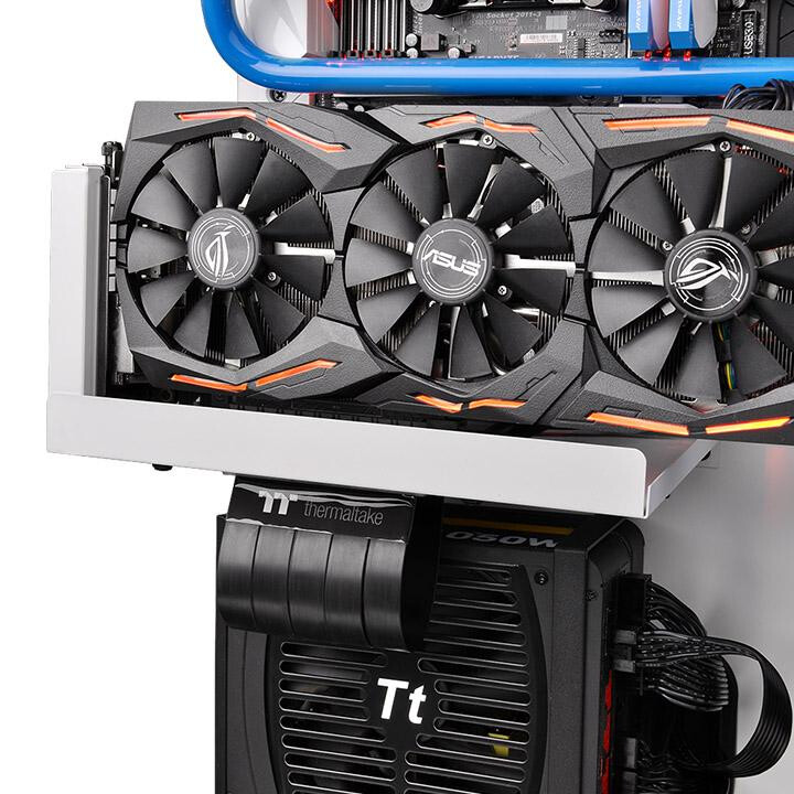 Thermaltake AC-045-CN1OTN-C1 Internal PCIe Interface Card and Adapter